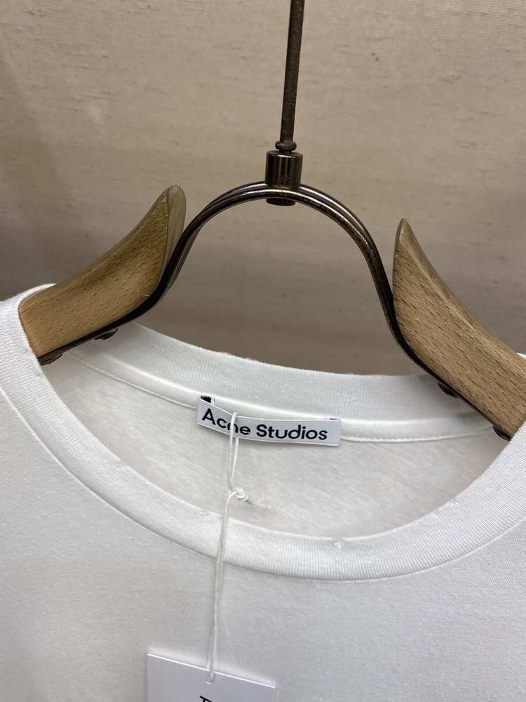 Acne Studios 워싱 데미지 롱슬리브 크루넥 티 001-283063
