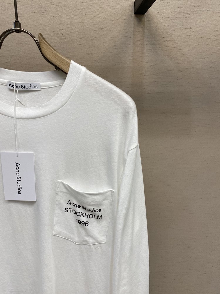 Acne Studios 워싱 데미지 롱슬리브 크루넥 티 001-283063