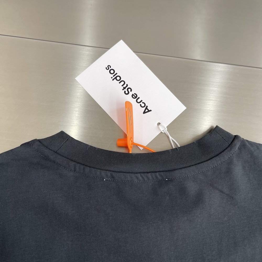 Acne Studios 스프레이 페인팅 빈티지 로고 긴 001-283064