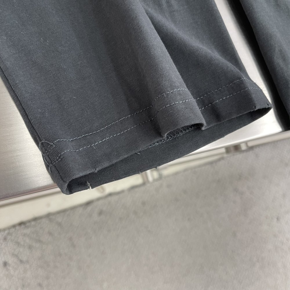 Acne Studios 스프레이 페인팅 빈티지 로고 긴 001-283064