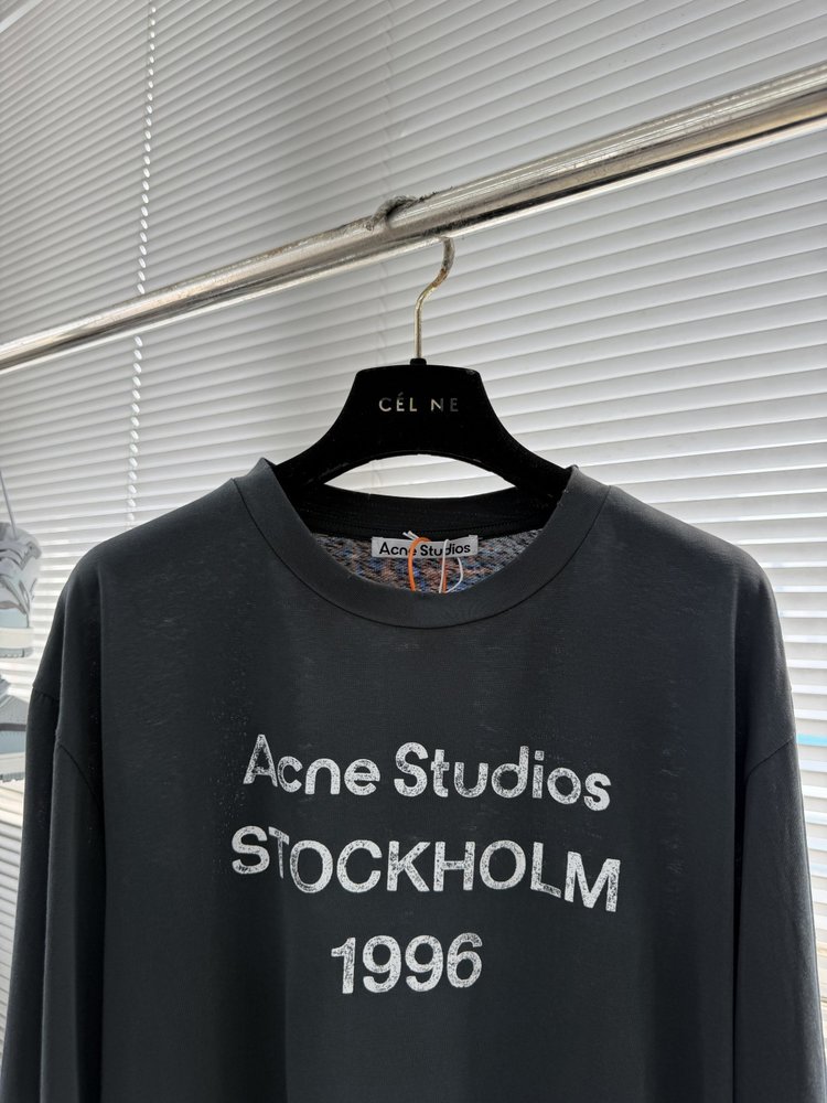 Acne Studios 스프레이 페인팅 빈티지 로고 긴 001-283064