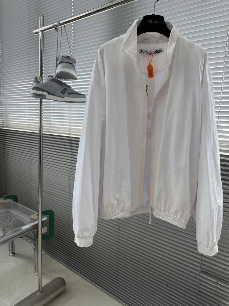 Acne Studios 자수 로고 아우터 001-283068