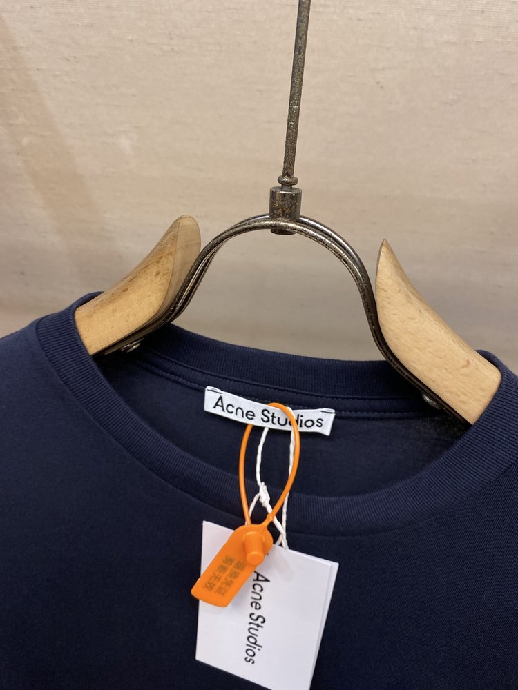 Acne Studios 자수 긴팔 티셔츠 001-283073