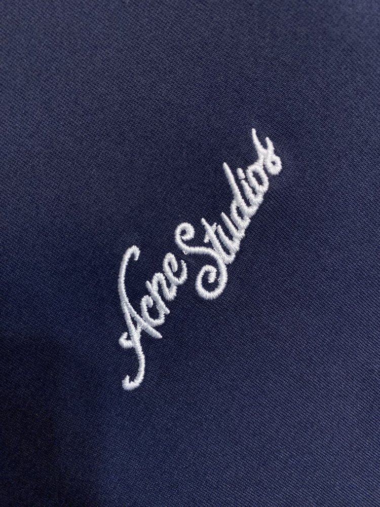 Acne Studios 자수 긴팔 티셔츠 001-283073