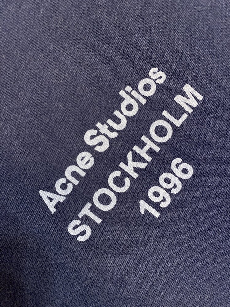 Acne Studios 26FW 턴다운 칼라 지퍼 레터 001-283082