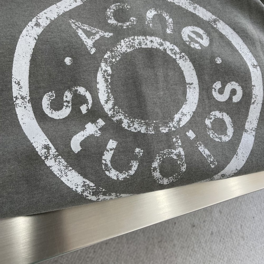 Acne Studios 구멍 뚫린 빈티지 로고 지퍼 재 001-283084