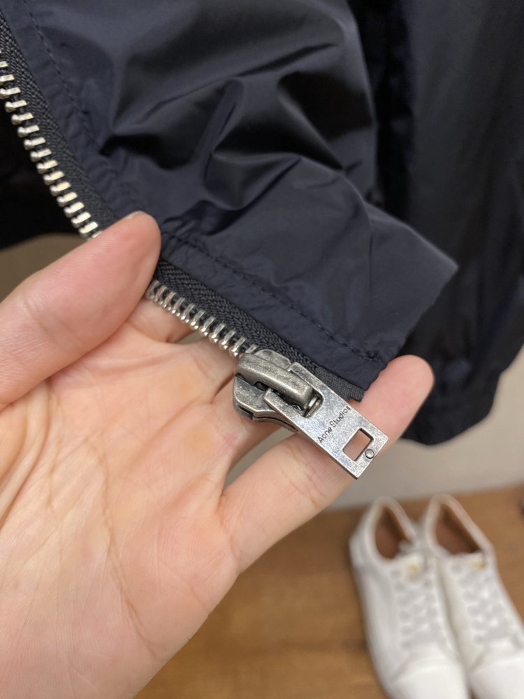 Acne Studios 로고 지퍼 나일론 자켓 001-283085