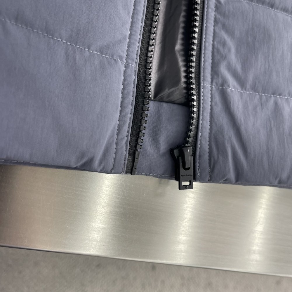Acne Studio 무심로고 프린트 패딩 점퍼 001-283097