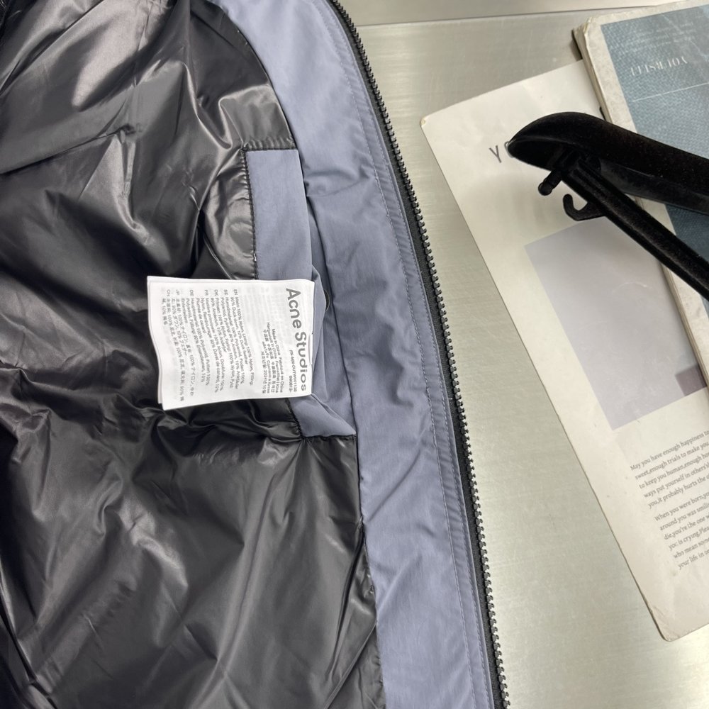 Acne Studio 무심로고 프린트 패딩 점퍼 001-283097