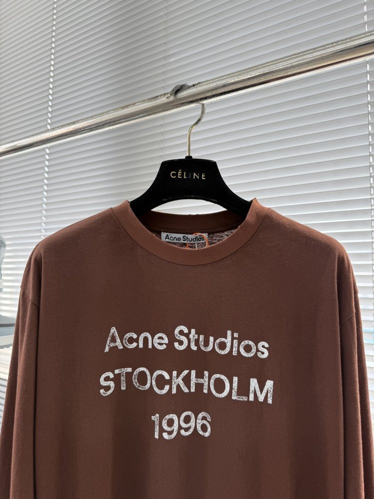 Acne Studios 스프레이 페인팅 빈티지 로고 롱 001-283100