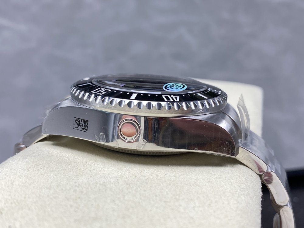 롤렉스 시드웰러 싱글 레드 서브마리너 43mm 손목시계 001-283129