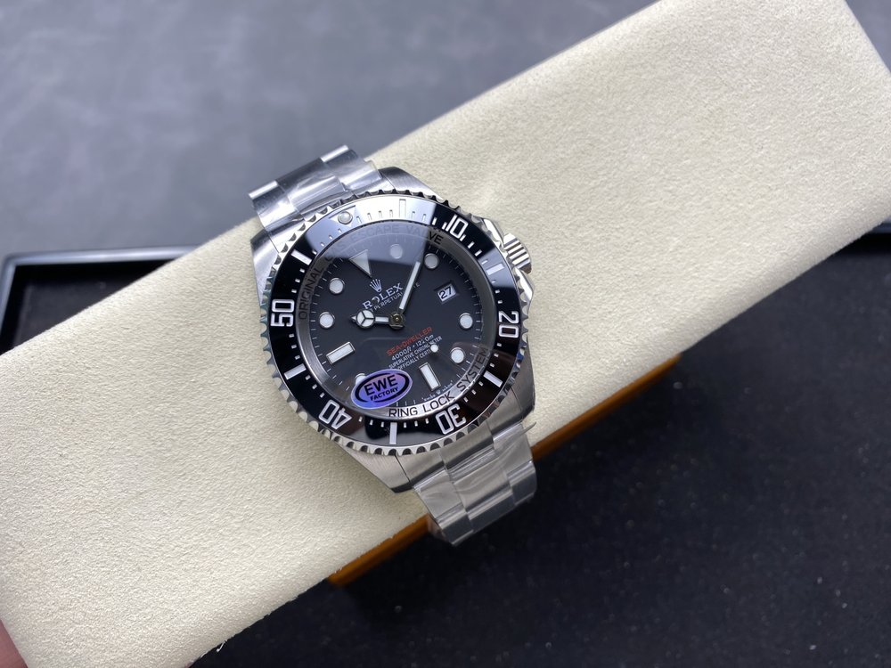 롤렉스 시드웰러 싱글 레드 서브마리너 43mm 손목시계 001-283129