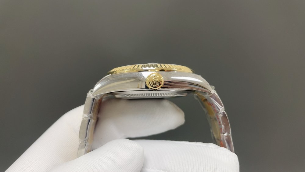 NOOB 롤렉스 스카이드웰러 42mm 001-283139