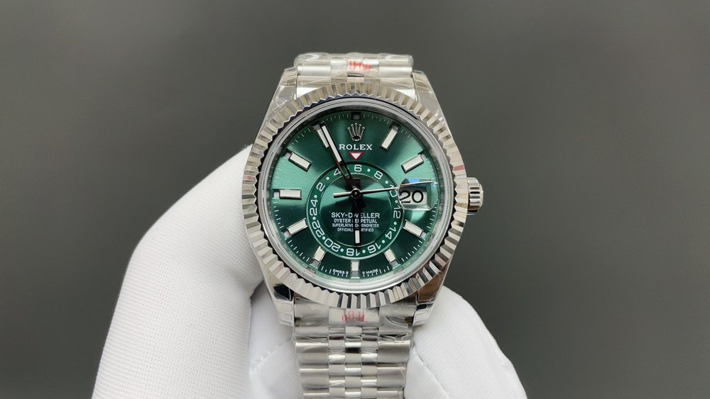 롤렉스 스카이드웰러 화이트 케이스 그린 42mm 001-283164