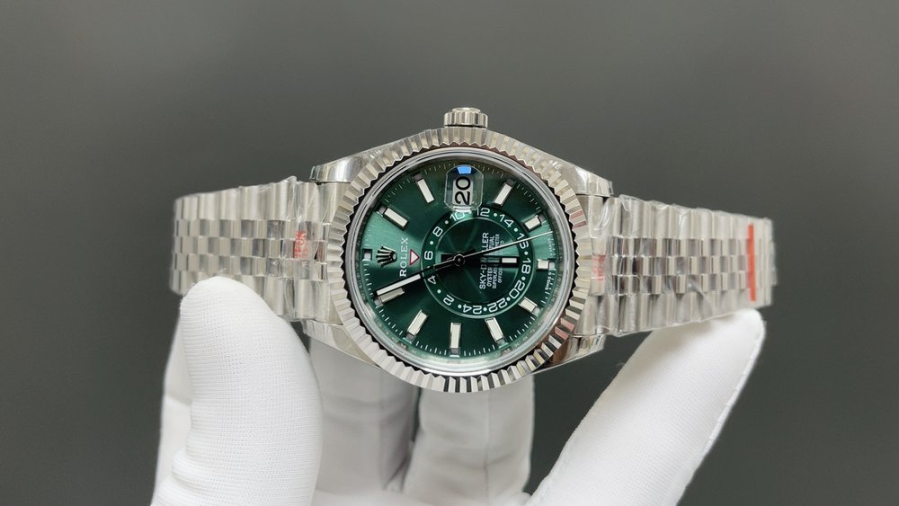 롤렉스 스카이드웰러 화이트 케이스 그린 42mm 001-283164