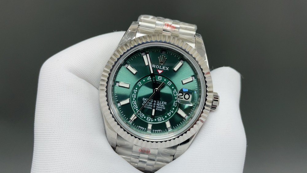 롤렉스 스카이드웰러 화이트 케이스 그린 42mm 001-283164