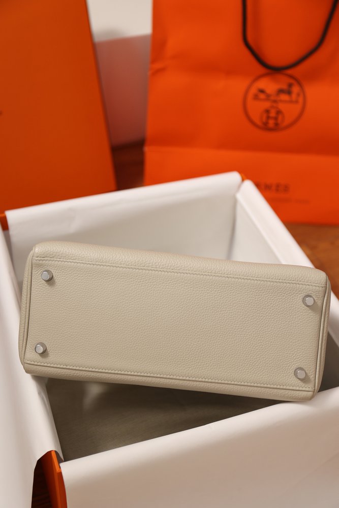 에르메스 켈리 28cm 토고 가죽 핸드백 001-283215