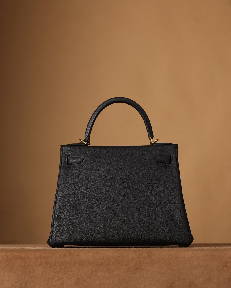 에르메스 켈리 28cm 블랙 골드 버클 토고 가죽 핸드 001-283226