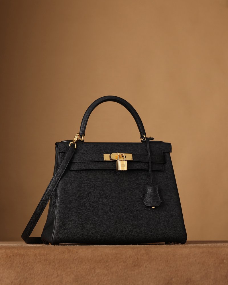 에르메스 켈리 28cm 블랙 골드 버클 토고 가죽 핸드 001-283226