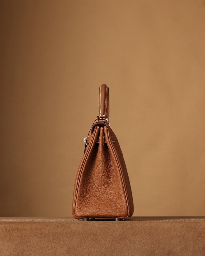 에르메스 Kelly 28cm 안쪽 솔기 골드/실버 버클 001-283227