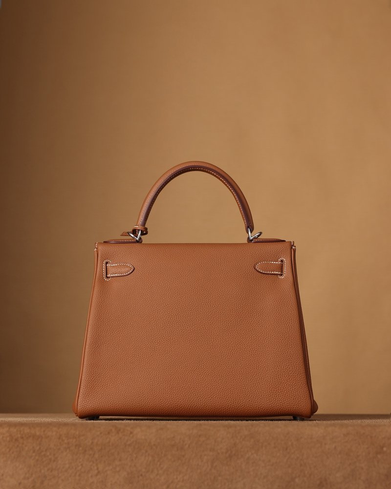 에르메스 Kelly 28cm 안쪽 솔기 골드/실버 버클 001-283227