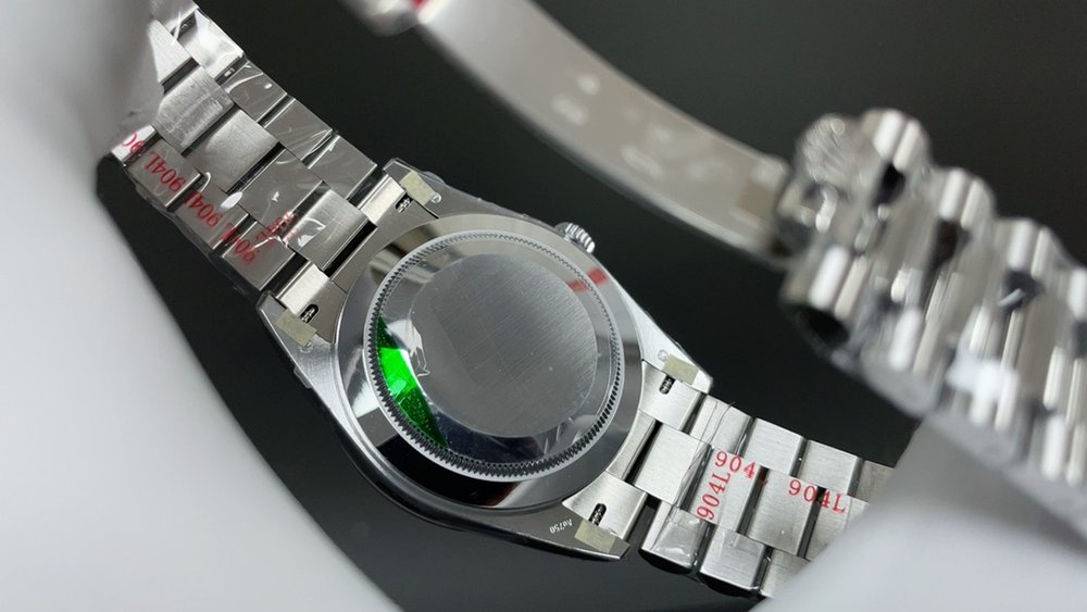 롤렉스 데이데이트 40mm 배중판 001-283339