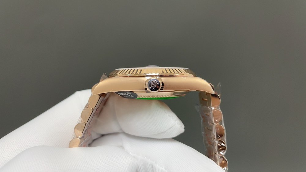 롤렉스 데이데이트 배중판 40mm 001-283350
