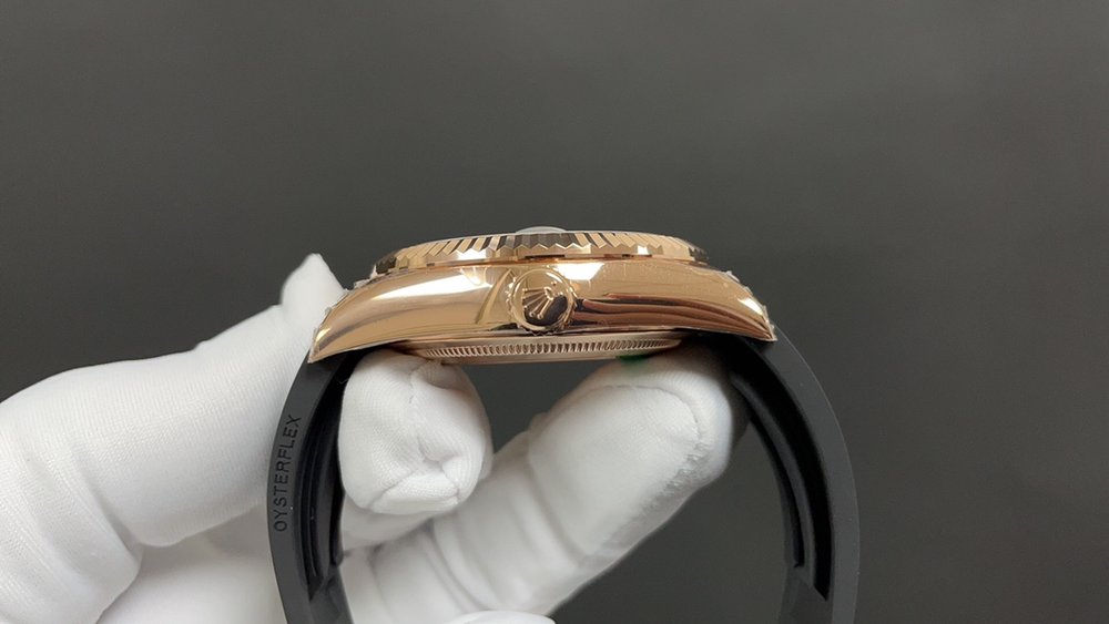 롤렉스 스카이드웰러 로즈골드 화이트 다이얼 42mm 최 001-283372