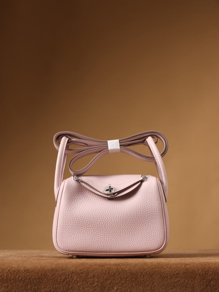 에르메스 Lindy Mini 19cm 드림 퍼플 실버 001-283395