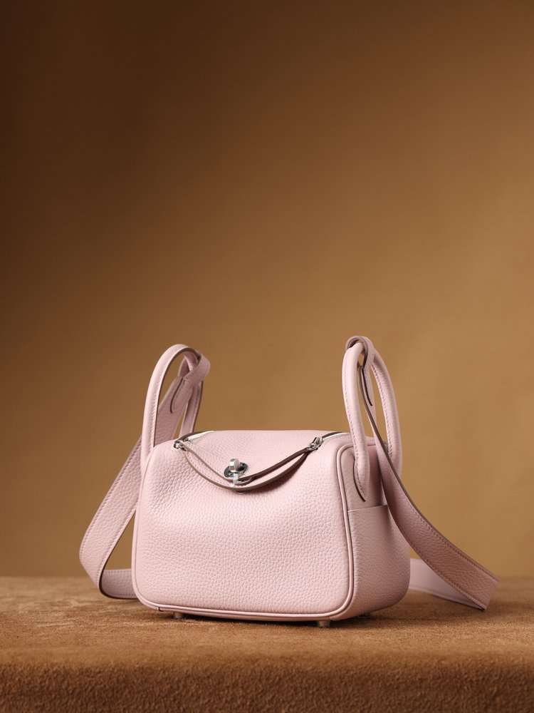 에르메스 Lindy Mini 19cm 드림 퍼플 실버 001-283395