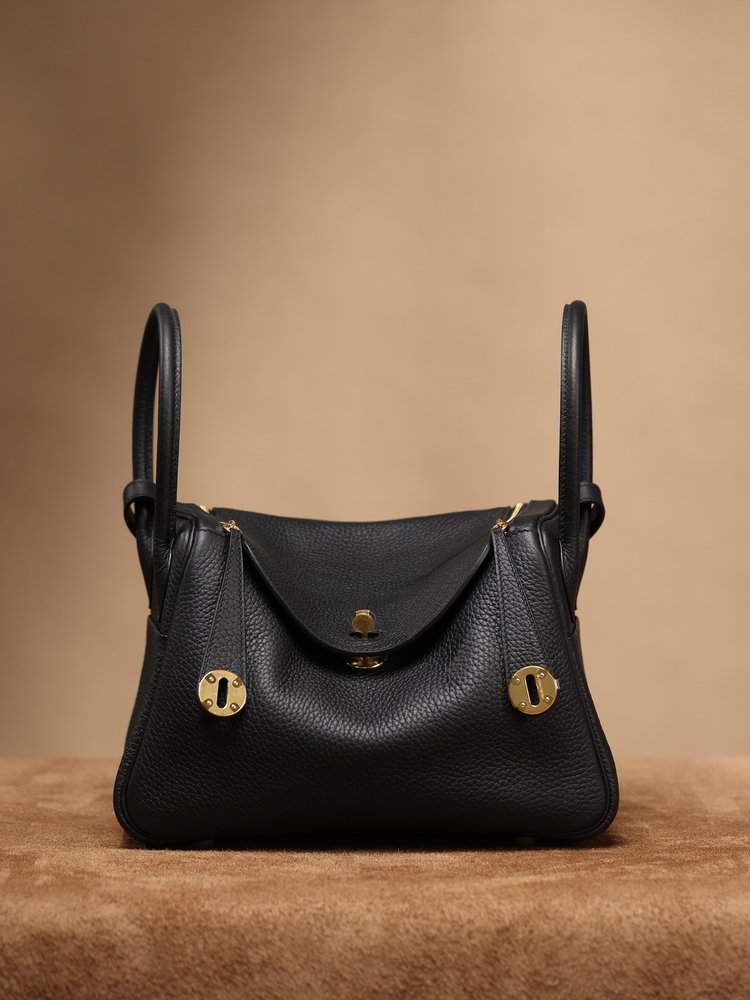 에르메스 Lindy 26cm 블랙 골드 버클 백 001-283407