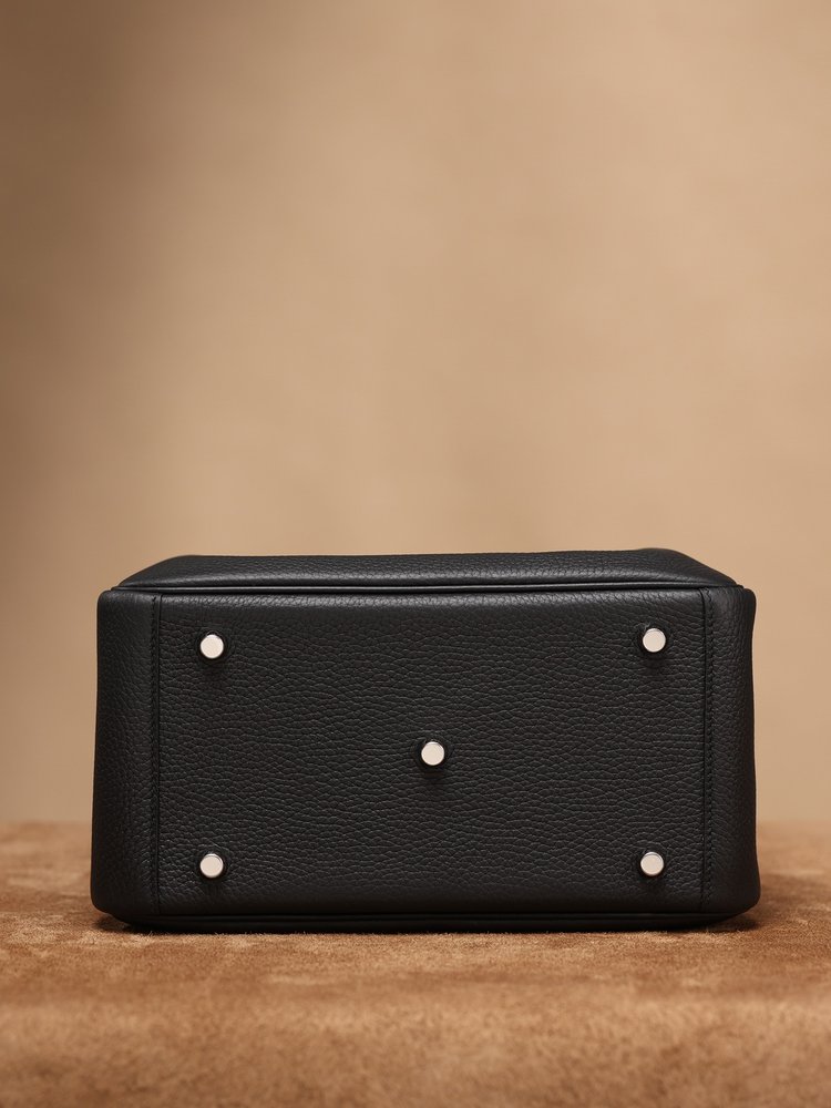 에르메스 Lindy 26cm 블랙골드실버 버클백 001-283408