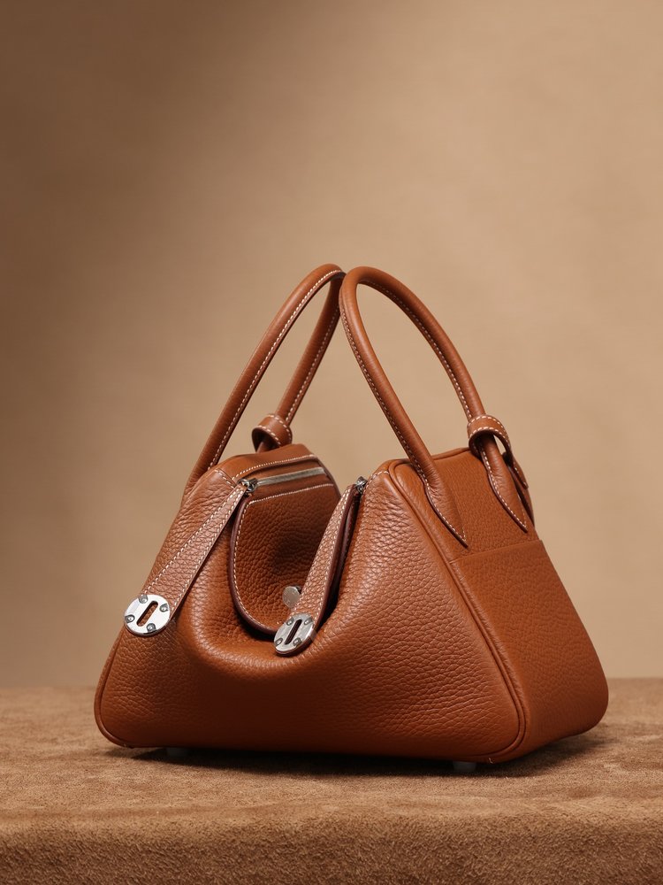 에르메스 Lindy 26cm 골드브라운 실버버클 001-283427