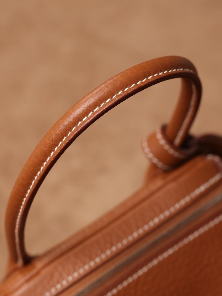 에르메스 Lindy 26cm 골드브라운 실버버클 001-283427
