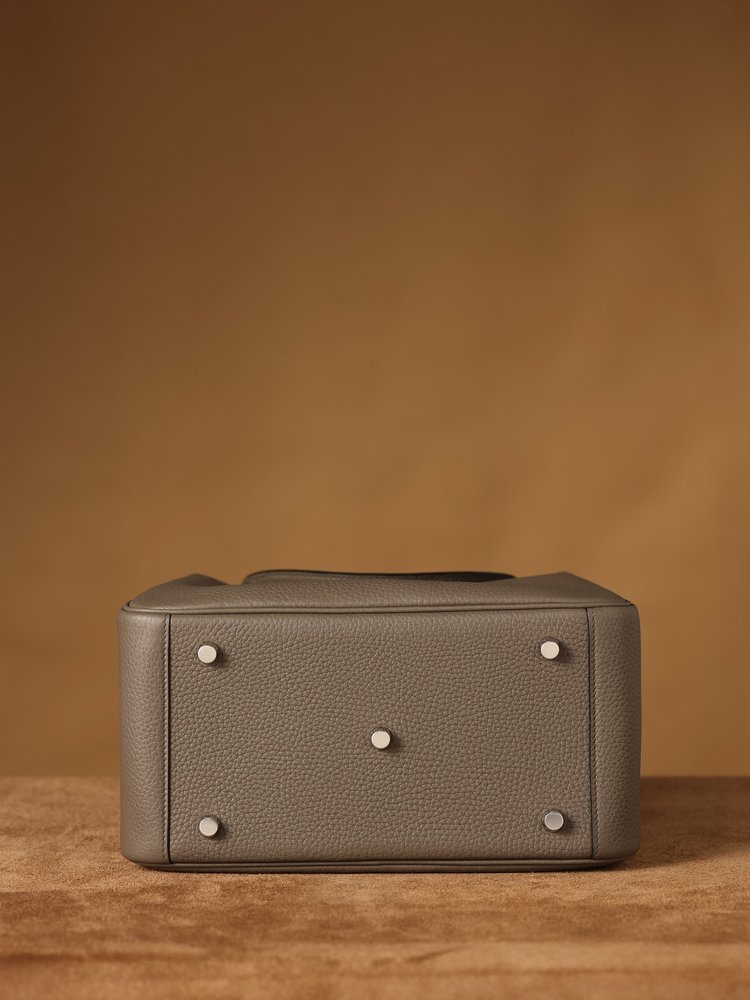 에르메스 Lindy 26cm 회색 은장 001-283431