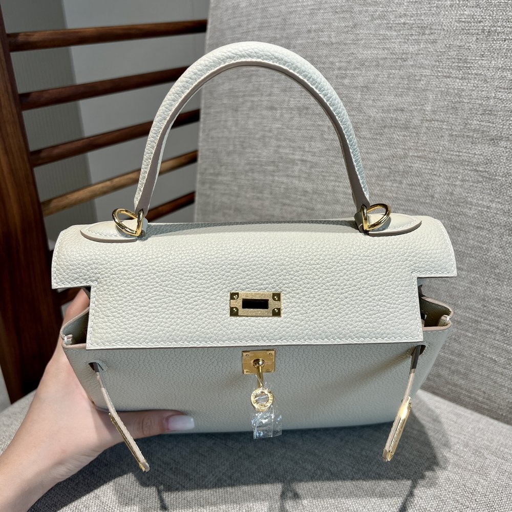 화이트 켈리 25cm 핸드메이드 백 001-283449