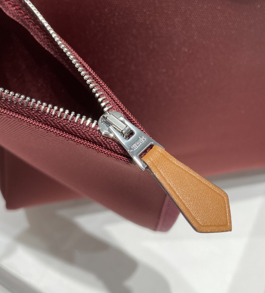 Herbag Zip 숄더백 31cm 001-283453