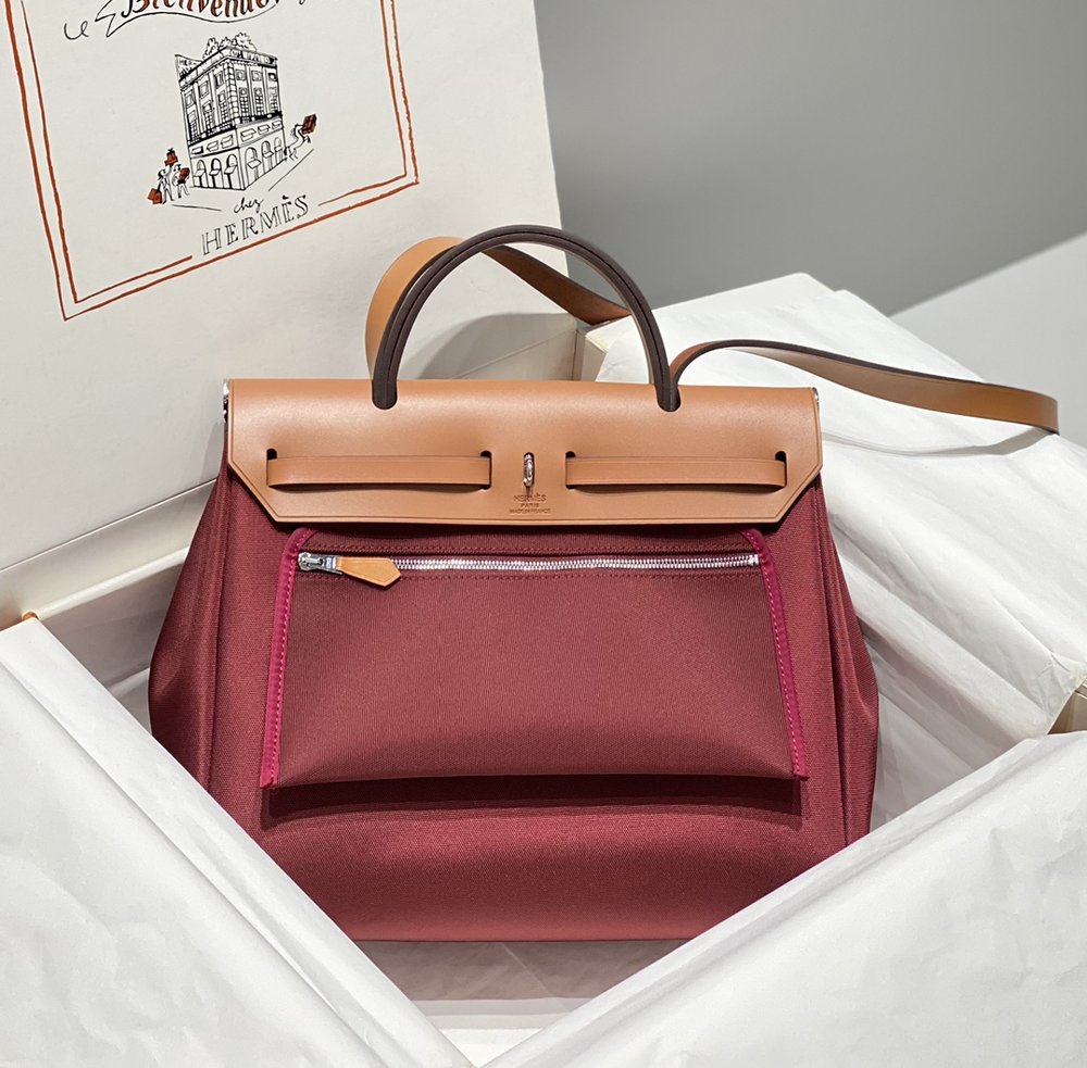 Herbag Zip 숄더백 31cm 001-283453