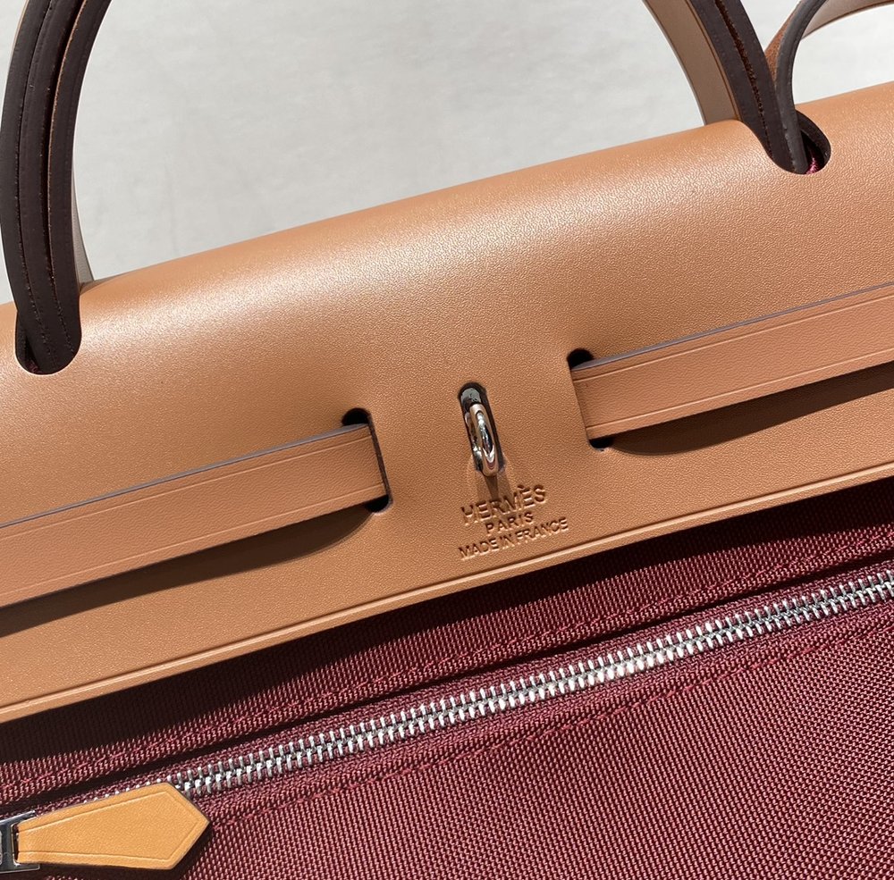 Herbag Zip 숄더백 31cm 001-283453