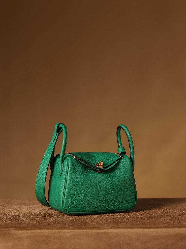 에르메스 Lindy Mini19cm 벨벳 그린 골드 버 001-283454