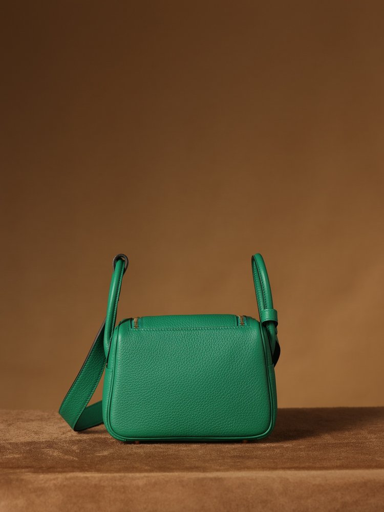 에르메스 Lindy Mini19cm 벨벳 그린 골드 버 001-283454