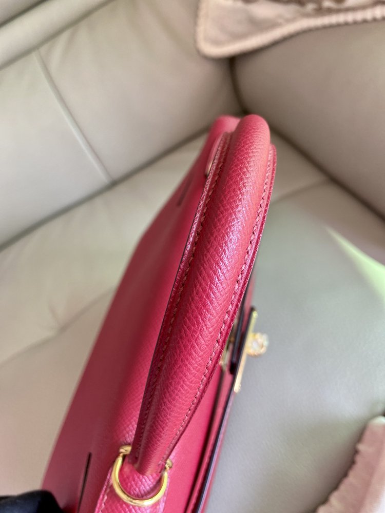 에르메스 켈리28cm 골드 잠금장치 엡솜 루비레드 핸드 001-283458