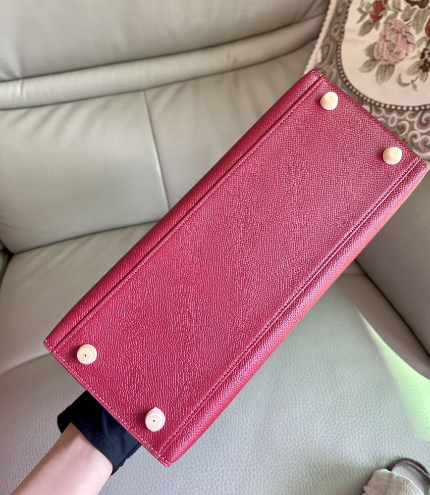 에르메스 켈리28cm 골드 잠금장치 엡솜 루비레드 핸드 001-283458