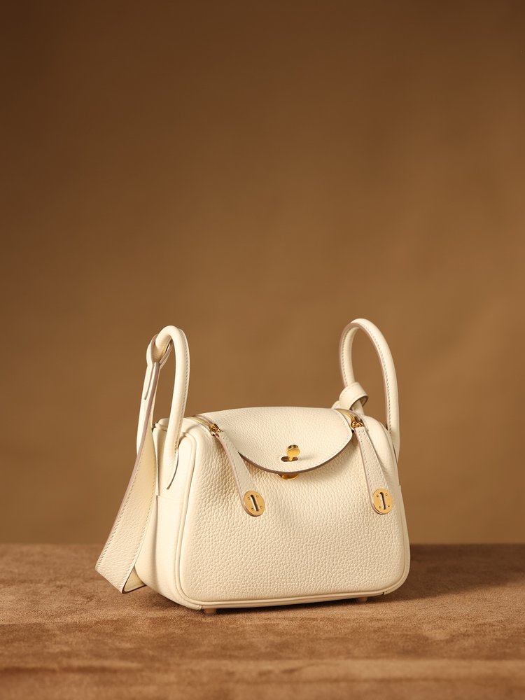 에르메스 Lindy Mini 19cm 크림 화이트 001-283469