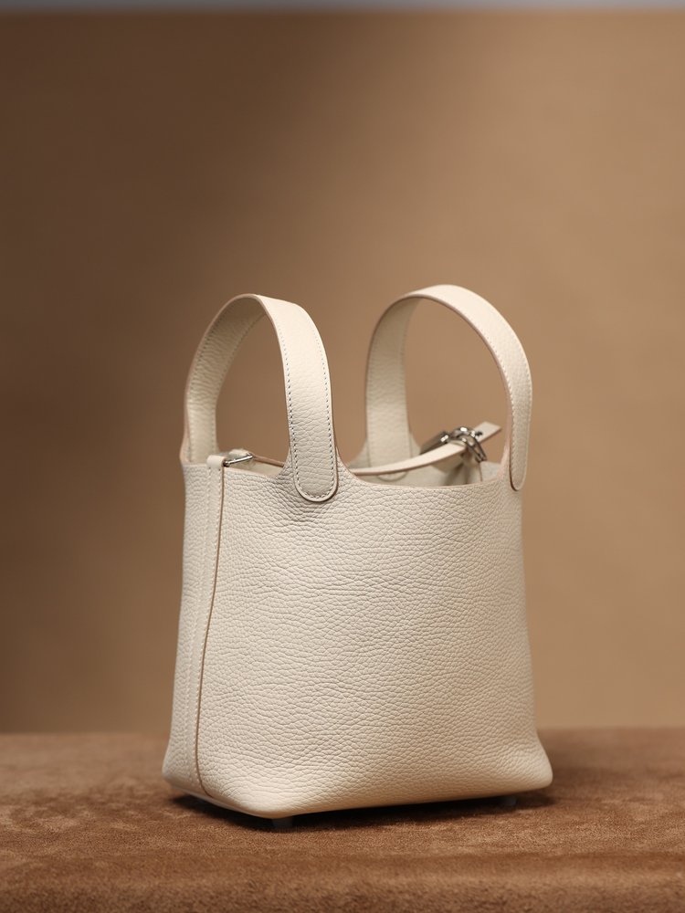 에르메스 피크닉 바스켓 밀크화이트 실버락 18cm 001-283477
