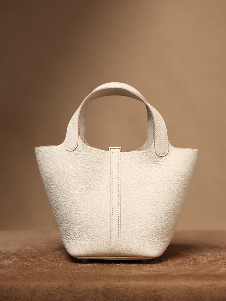 에르메스 피크닉 바스켓 밀크화이트 실버락 18cm 001-283477