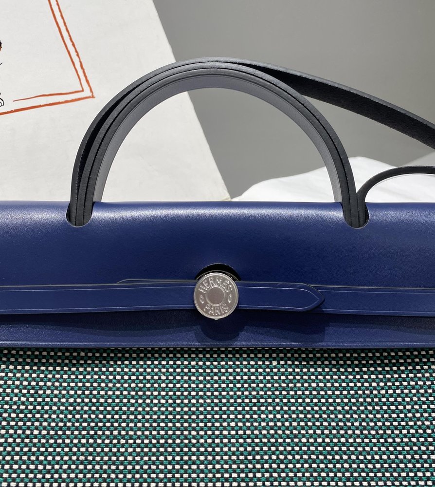 Herbag Zip 핸드백 31cm 001-283480