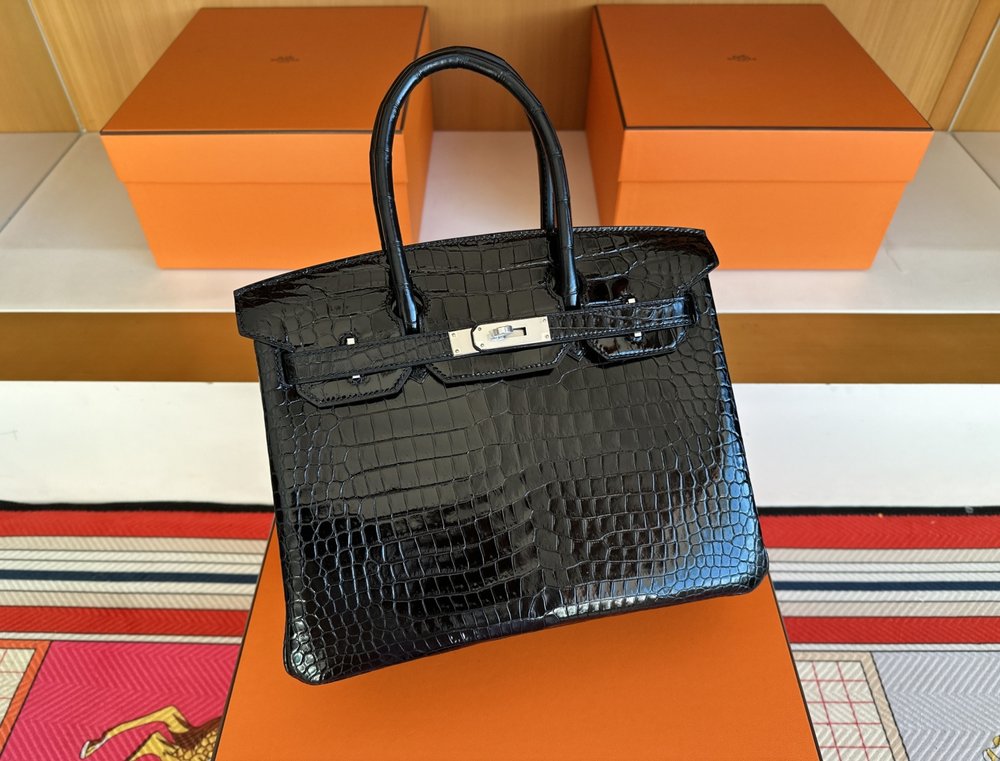 에르메스 버킨 30cm 블랙 와일드 크로커다일 리버스 001-283575