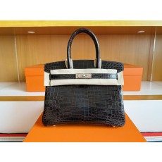 나일 두점 광택 악어가죽 초콜릿색 30cm 가방 001-283608
