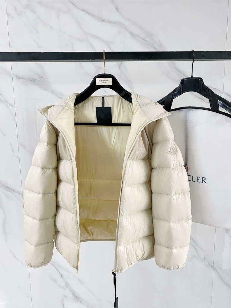 몽클레르 Veumont 남성 숏패딩 자켓 001-283642